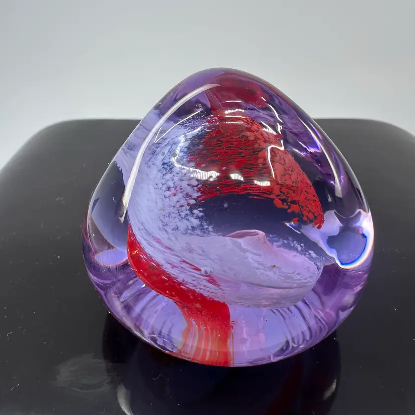 Caithness Neodymium Purple Pebble Paperweight