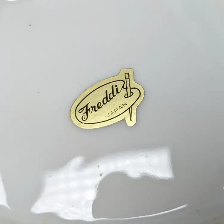 Freddi Trinket Box Vintage White Porcelain Square Ruffle Lid Jewelry Japan