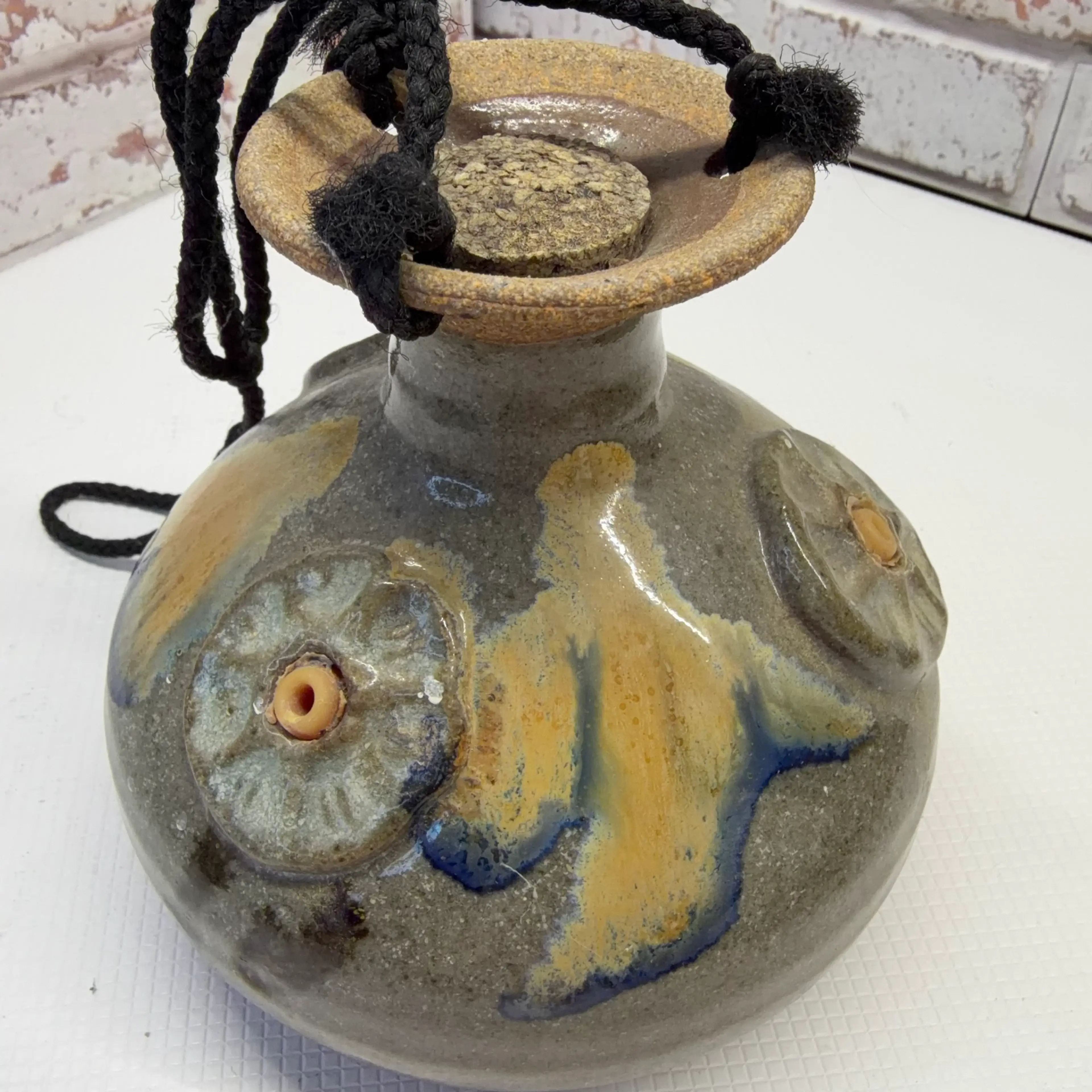 Image 2 of 6