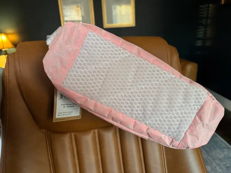 NWT Evergoods X Carryology Arctic Kludde CAS2