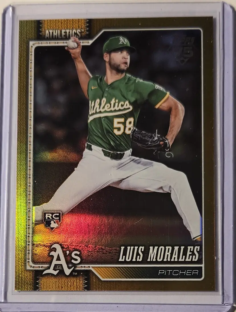 2026 Topps Series 1 Gold Rainbow Foil Luis Morales RC 08/50