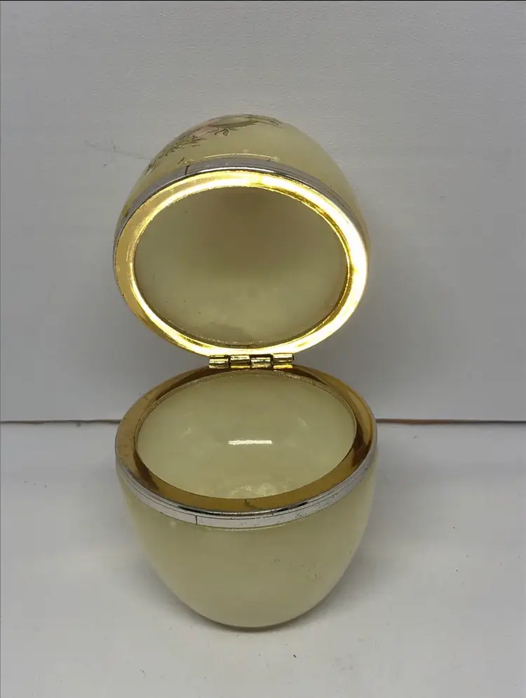 Vintage Italian Alabaster with Flowers Egg Hinged Trinket Box