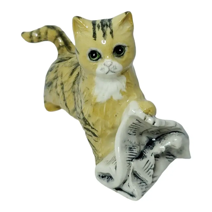 Vintage Royal Doulton Cat - "In The News" Striped Kitten with Newspaper DA233