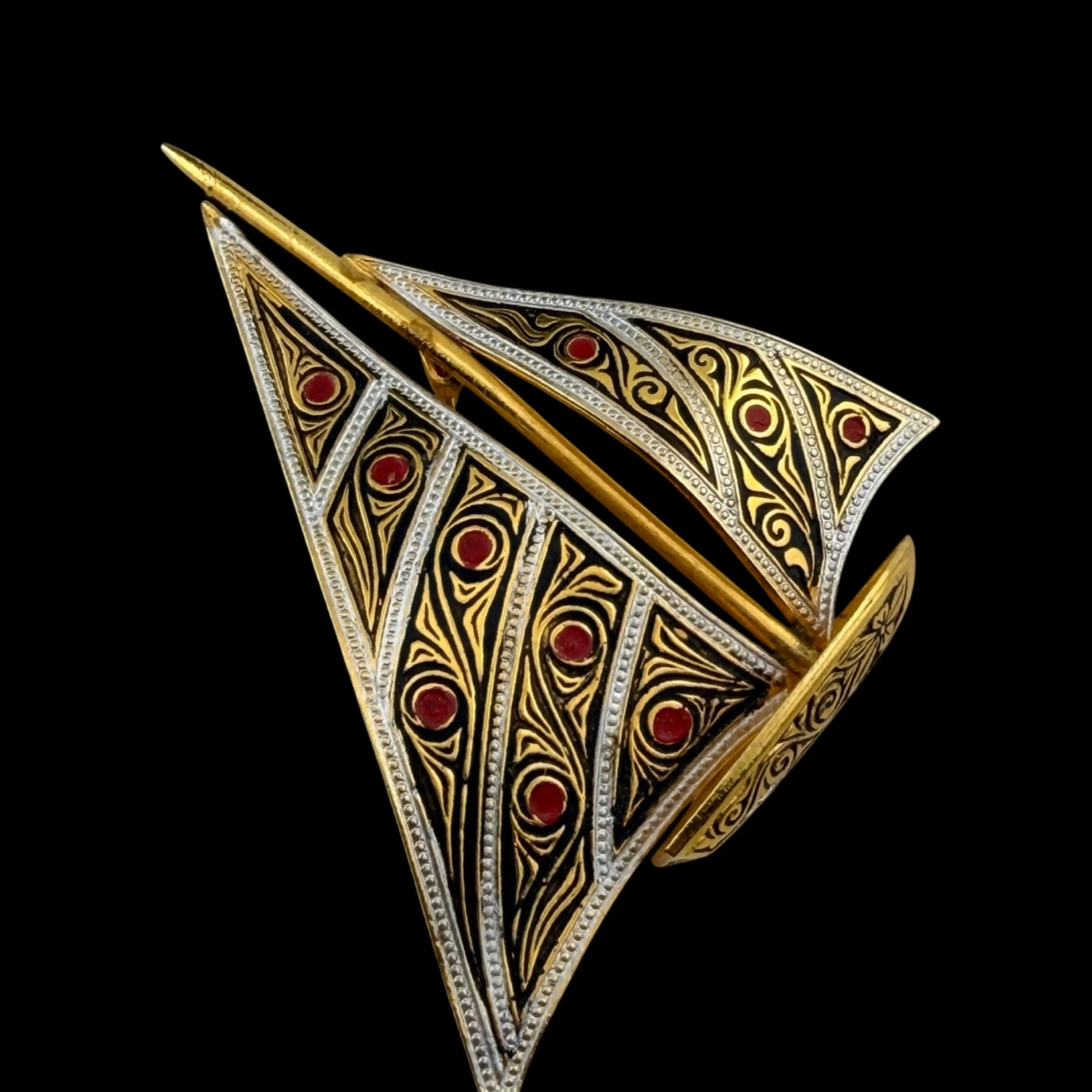 Image 2 of 4