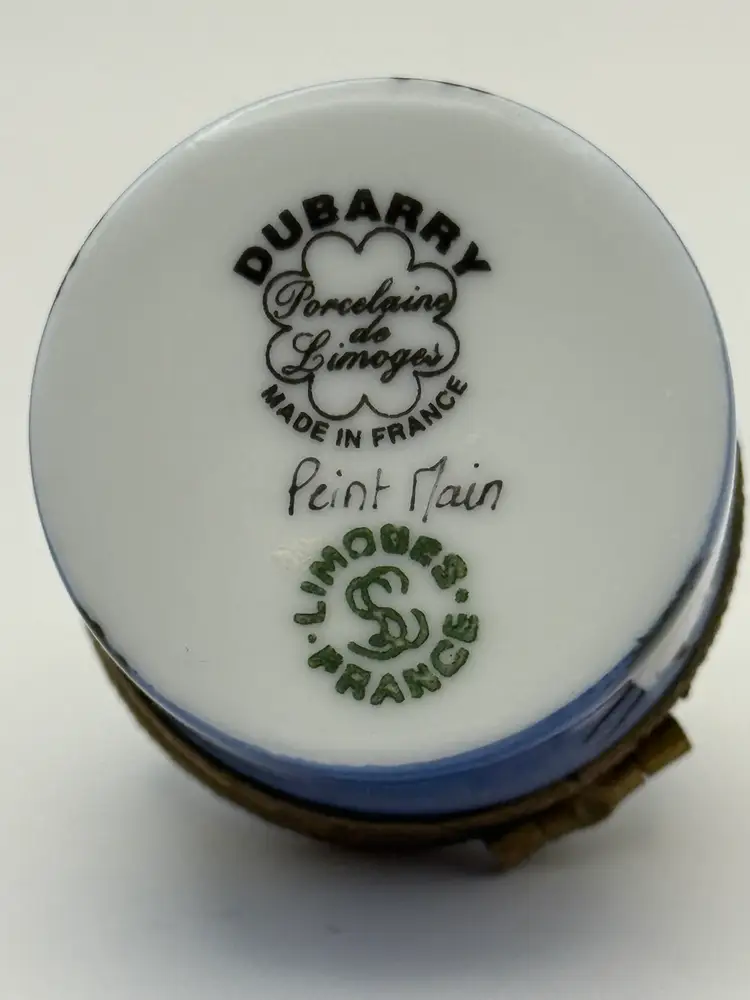 Dubarry Limoges Frog With Bug  Clasp~ Peint Main Porcelain Trinket Box~France