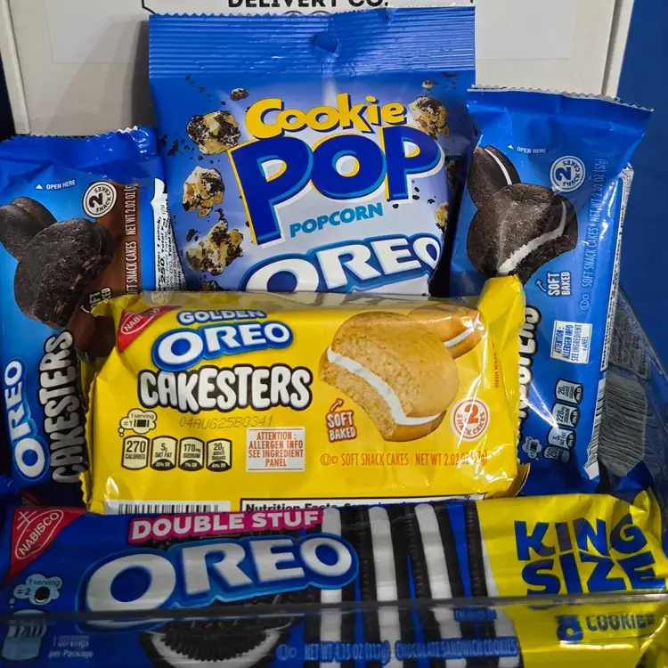 OREO Double Stuf Cakesters & Popcorn Giftable Snack Box