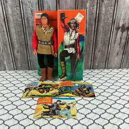 Vtg. Red Sleeves Lone Ranger Figure With Original Box And Mini Comics