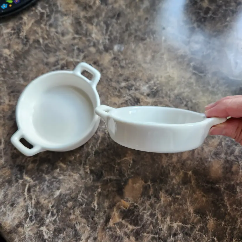 Miniature set of 2 casserole dishes 4 1/4"
