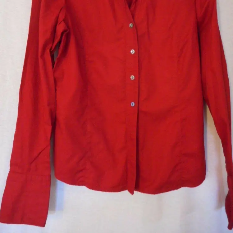 Rafaella Size 8 Burgundy Button Front shirt blouse long sleeve