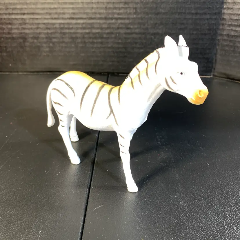 Boley Brand Zebra Plastic