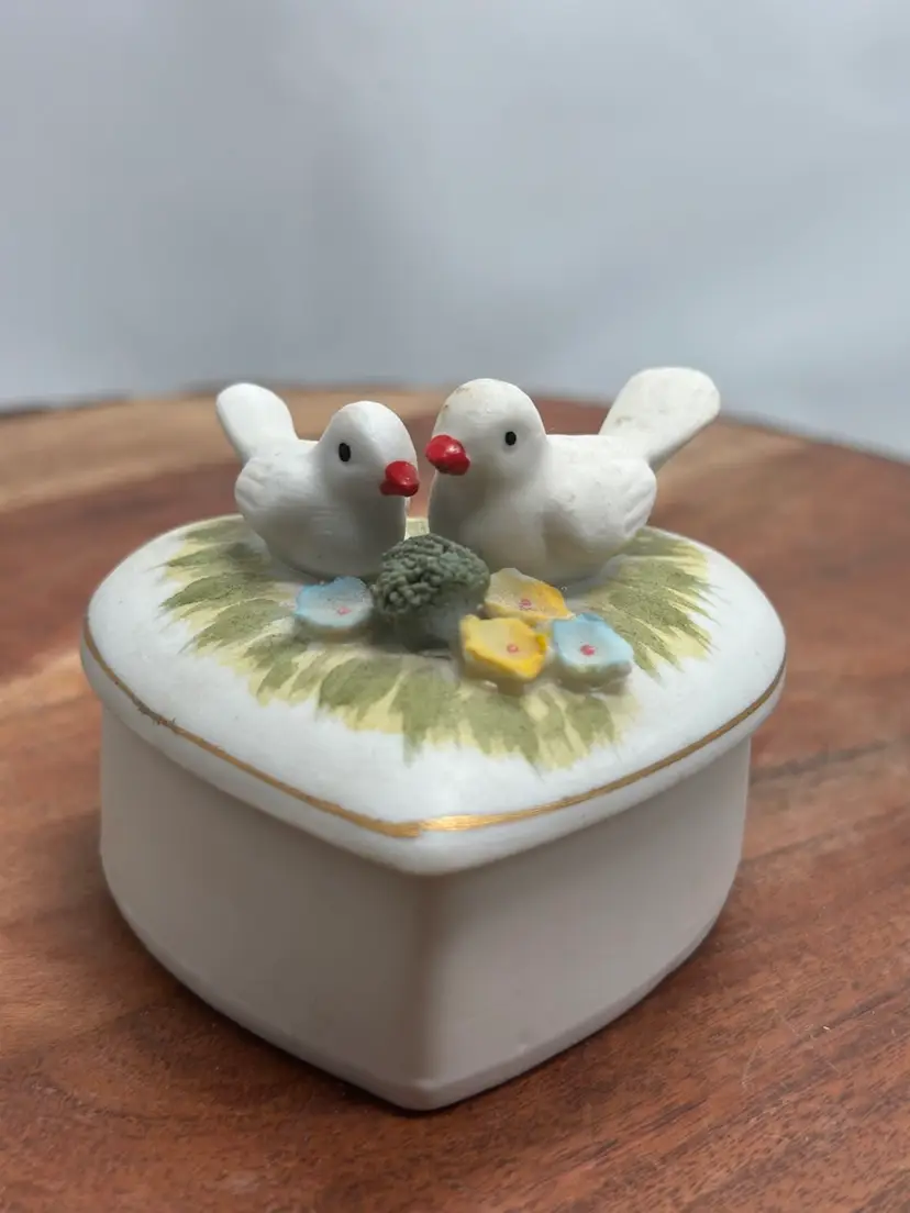 Vintage Love Birds Trinket Box Bisque Adorable Design Wedding