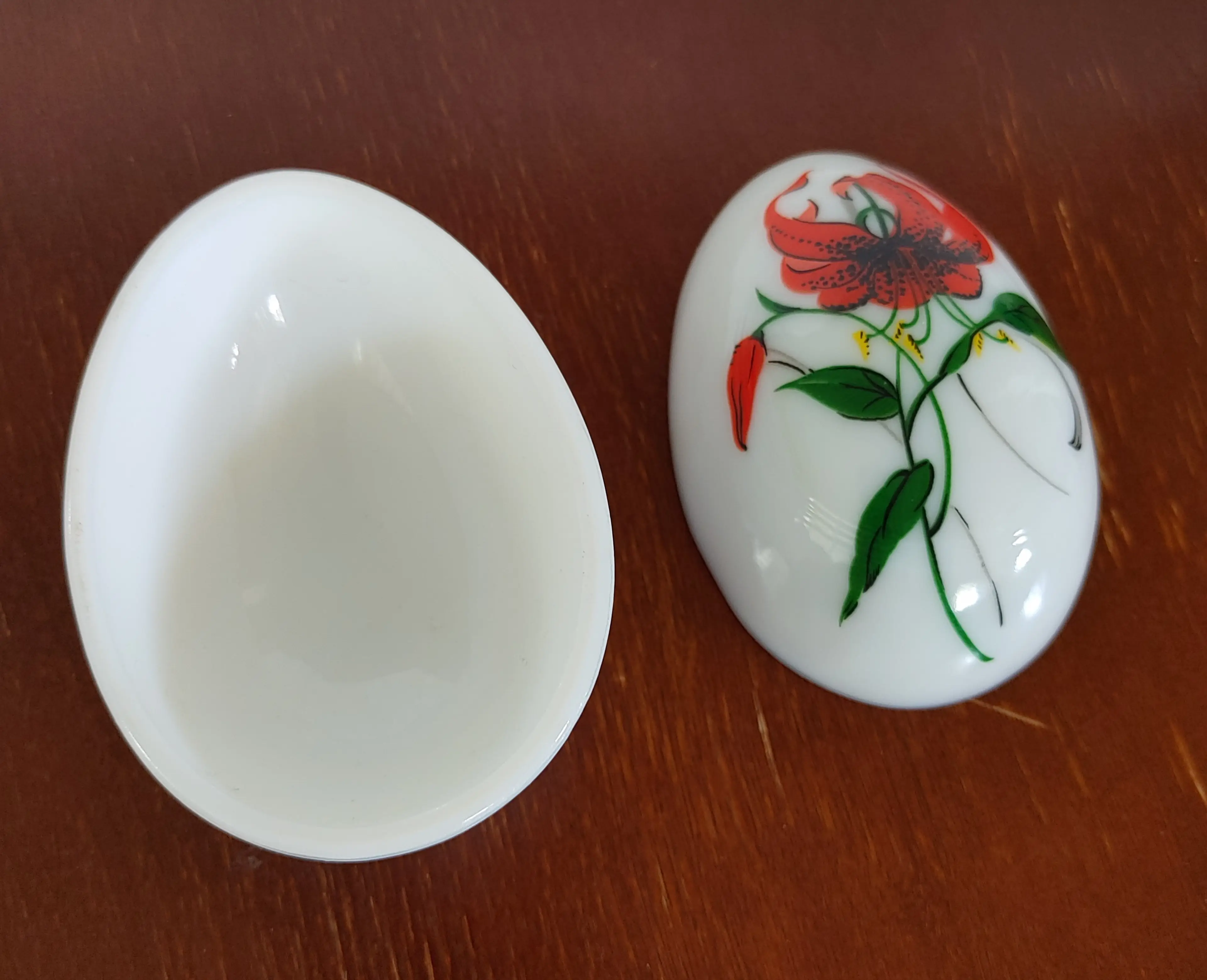 Image 3 of 4