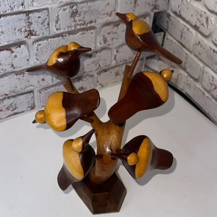 9.5 “ tall Folk Art MCM Wooden Birds animal figures On A Tree Branch