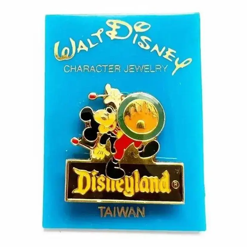 Vintage Enamel Walt Disney Productions Disneyland Mickey Mouse Drummer Lapel Pin