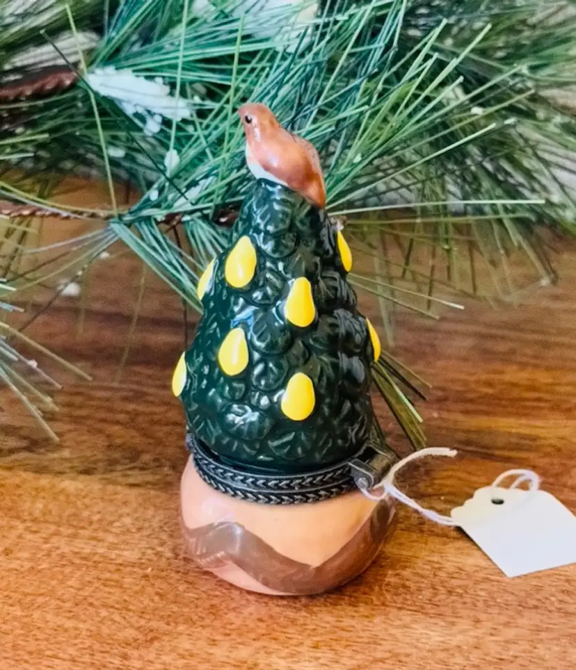 VINTAGE Christmas CERAMIC TRINKET BOX "Partridge in a Pear Tree" W/ Pear Trinket
