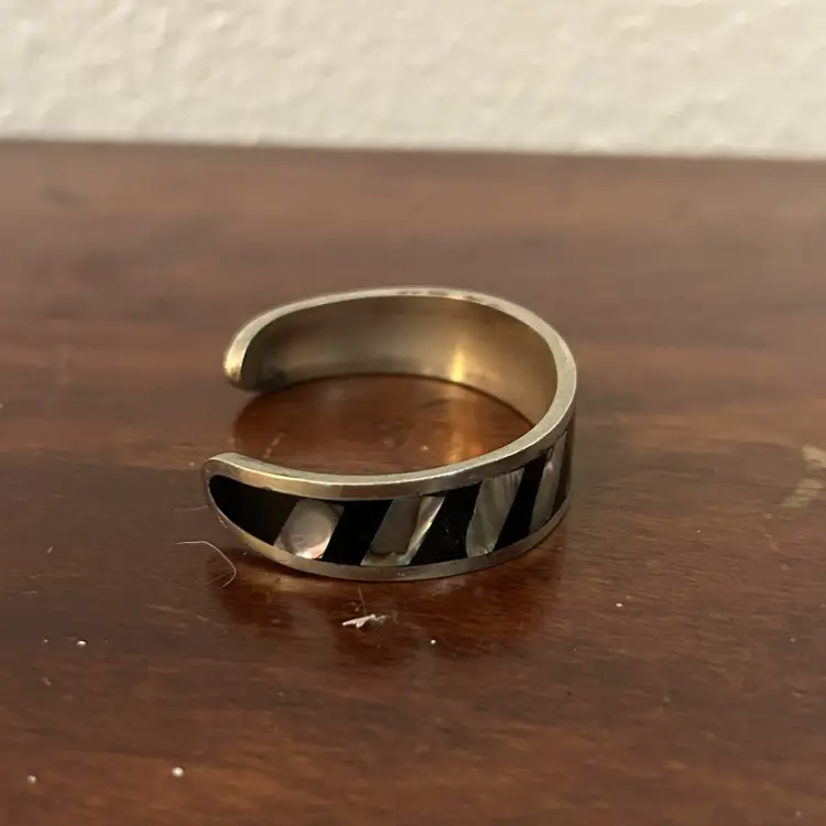 Vintage Striped Shell Inlay Silver Cuff Bracket Marked Mexico