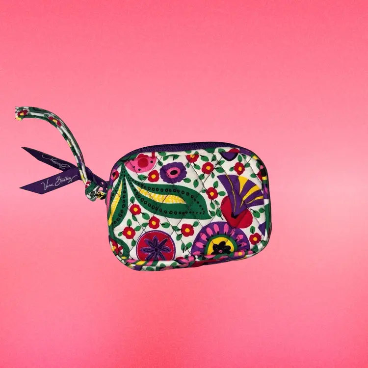 Vera Bradley wristlet wallet featuring the "Viva La Vera" floral pattern.