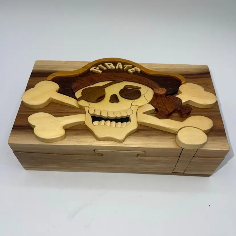 Carver Dan Wooden Puzzle Box Pirate Hand Carved Felt Lined 6.75 x 4”