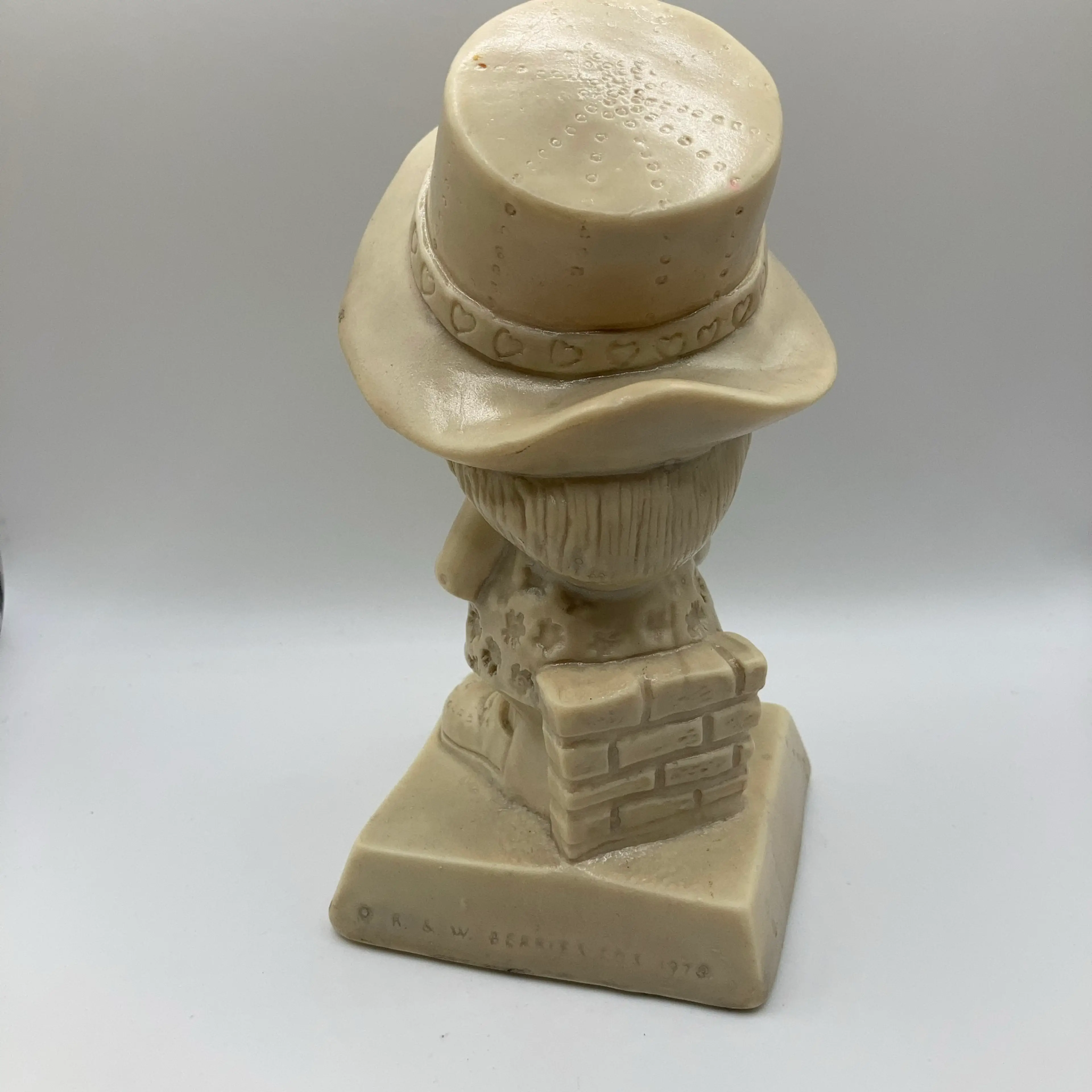 Image 4 of 10