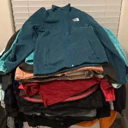 🔥 39-Piece The North Face Jacket Bale — No Defects | Ready to Sell 🔥