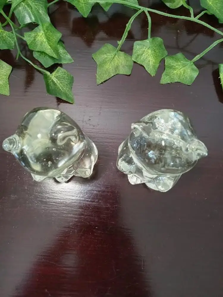 Set of 2 3.5" Clear Glass Teddy Bears Figurines Paperweights some bruising