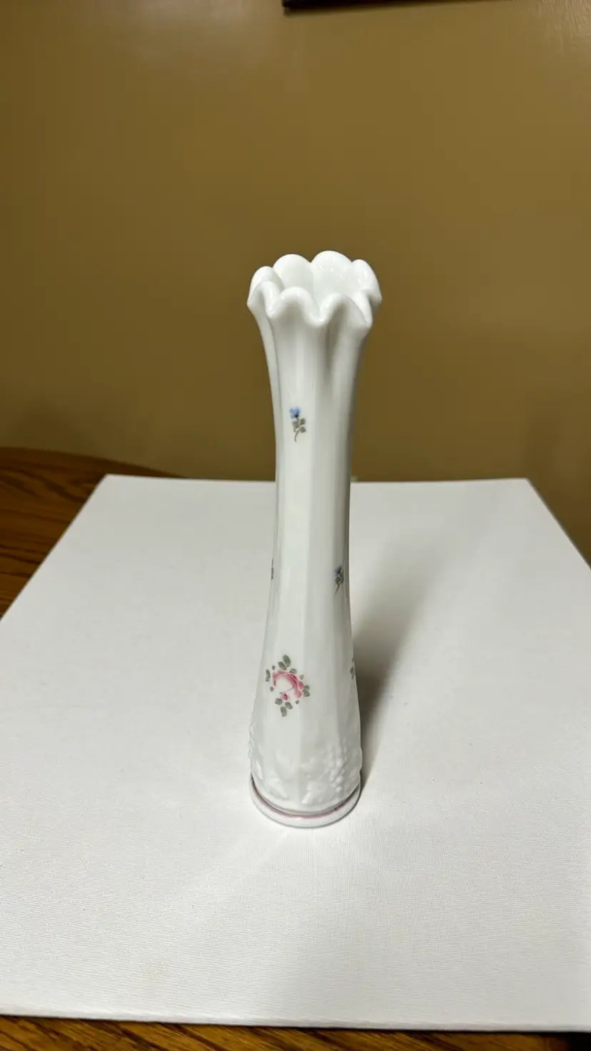 Westmoreland Paneled Grape Milk Glass swung Bud Vase 9”T 2”W hand painted flower