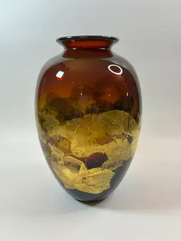 Andres Chapman Art Glass Vase With Gold Leaf 7.75”