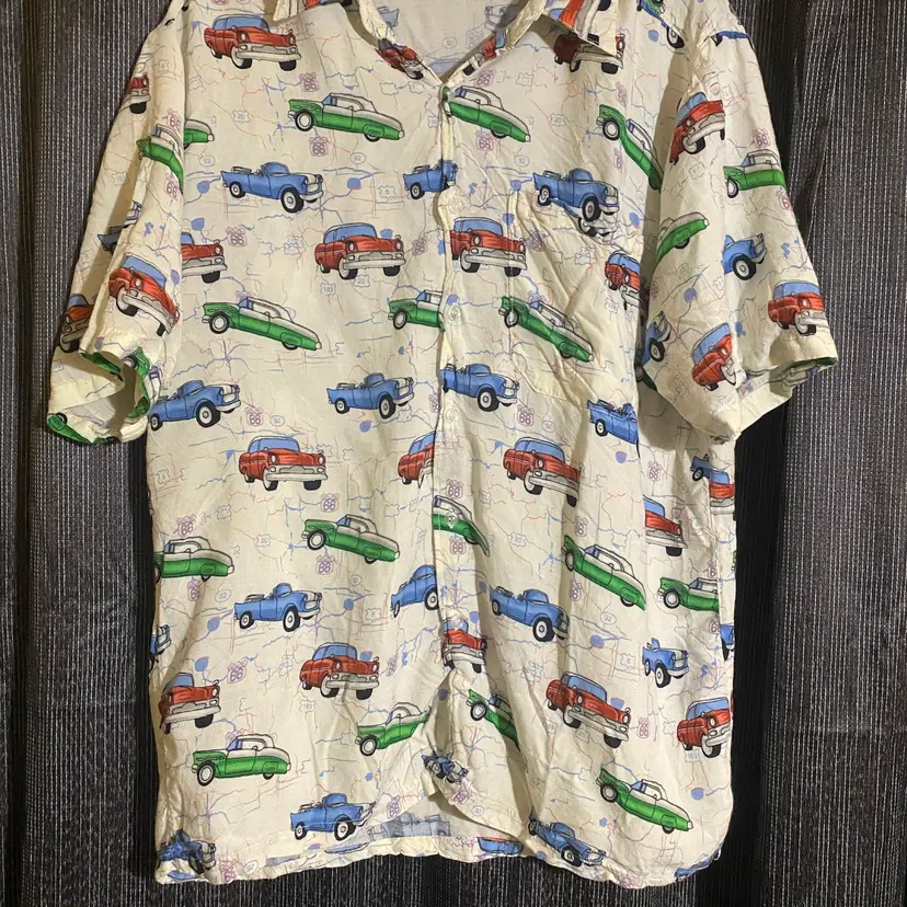 Paradise Gold Men's Large White Classic Cars & Road Map Themed Hawaiian Shirt