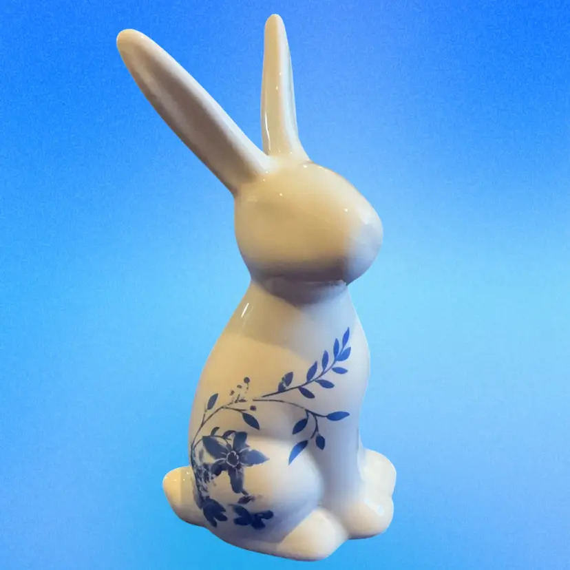 Blue Willow Ceramic Rabbit