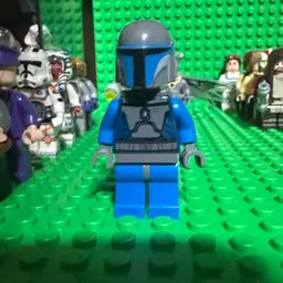 2011 Mandalorian Mini Fig