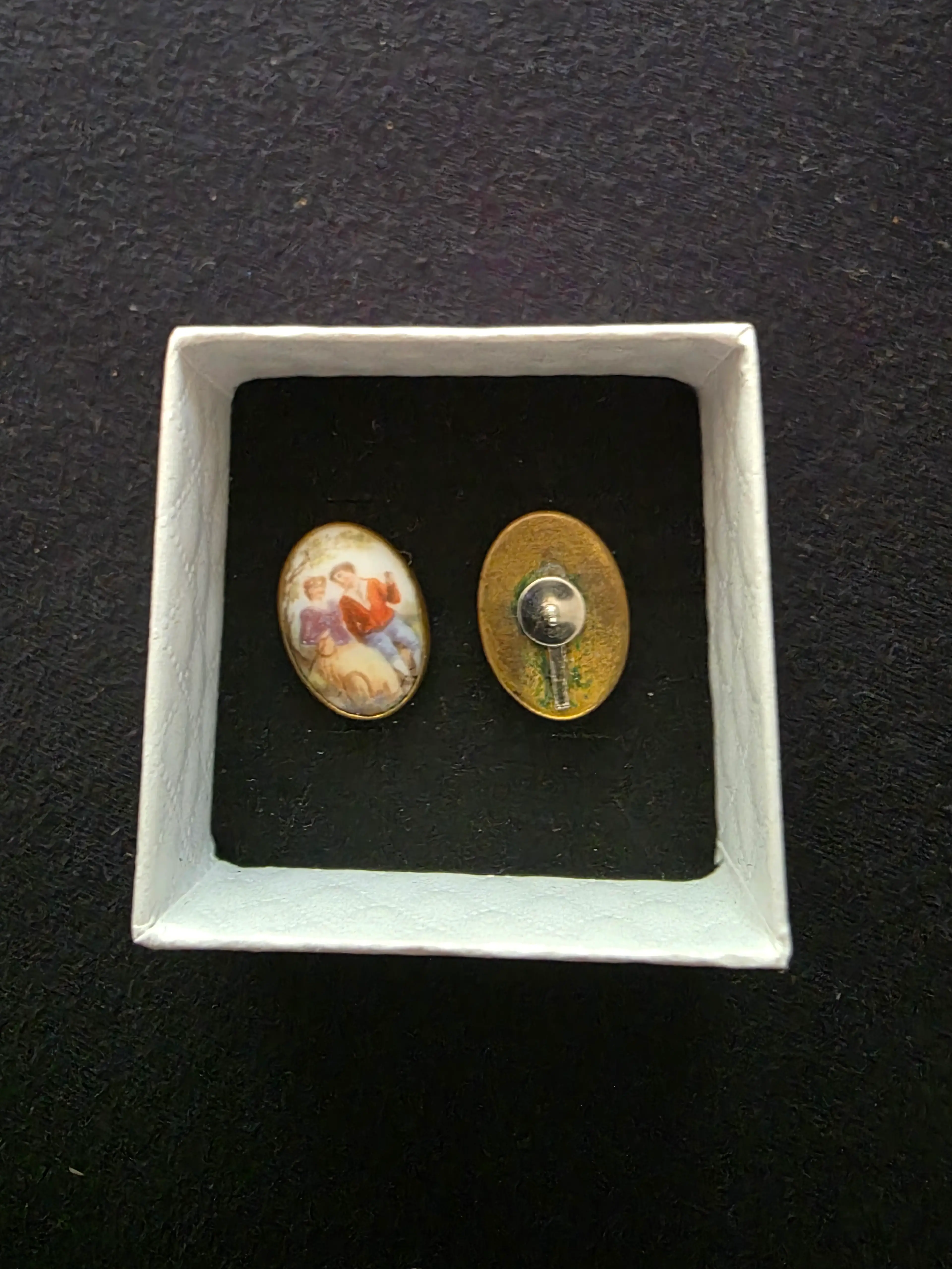 Image 2 of 2