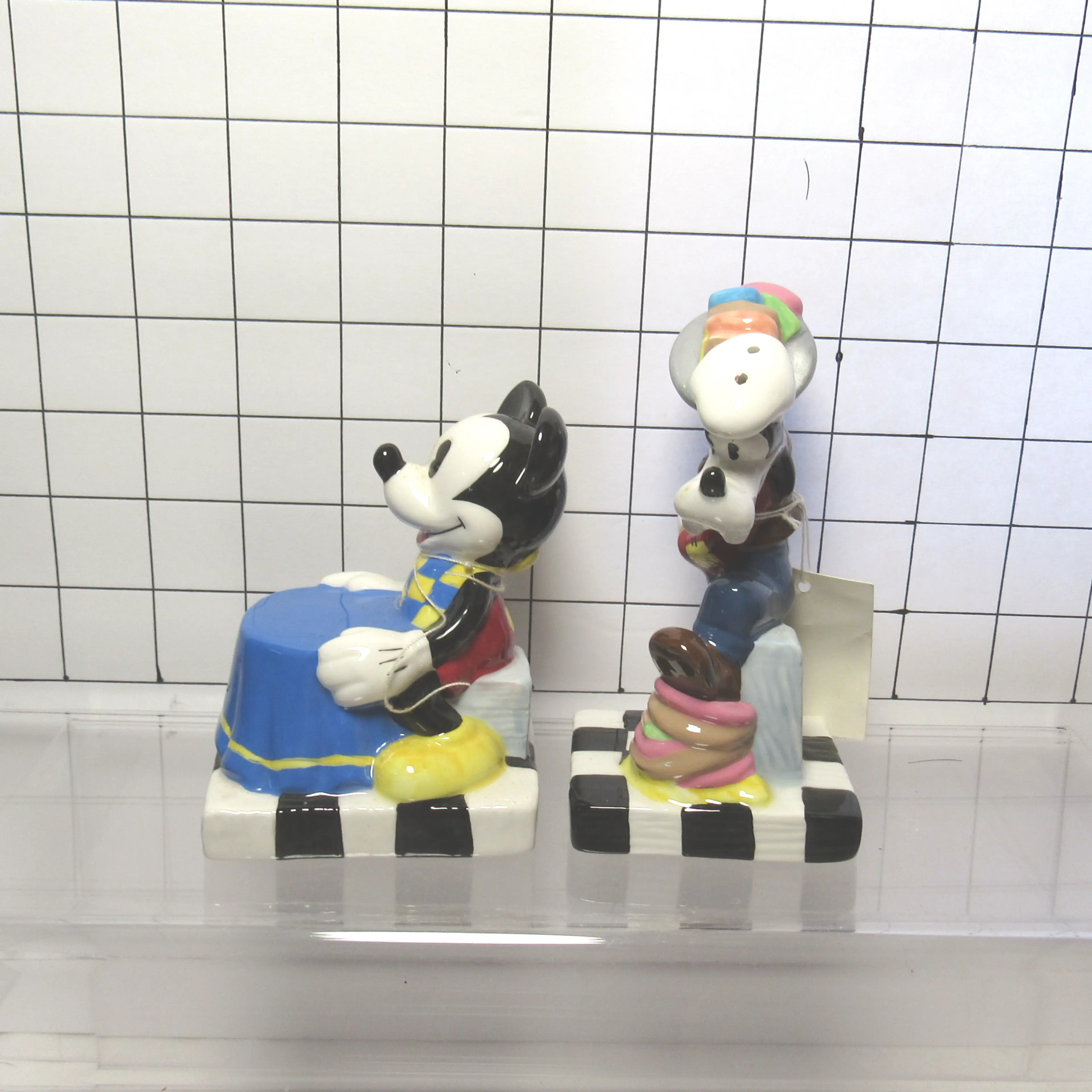 Image 2 of 4