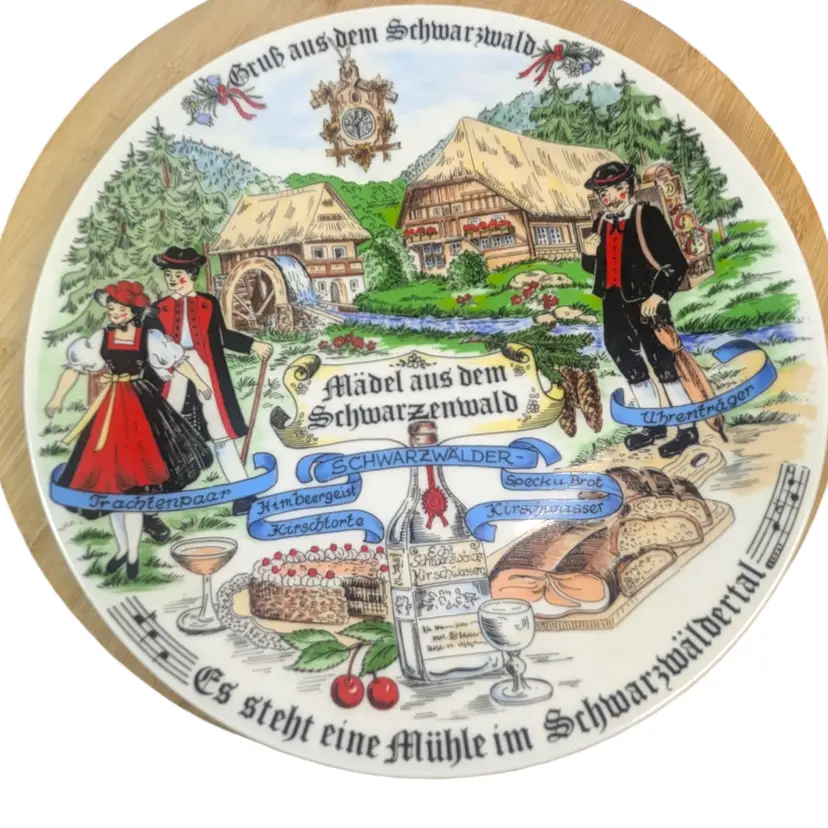 Vintage Black Forest German Souvenir Hanging Plate