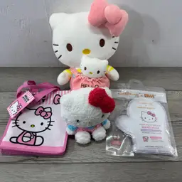 Hello Kitty Lot