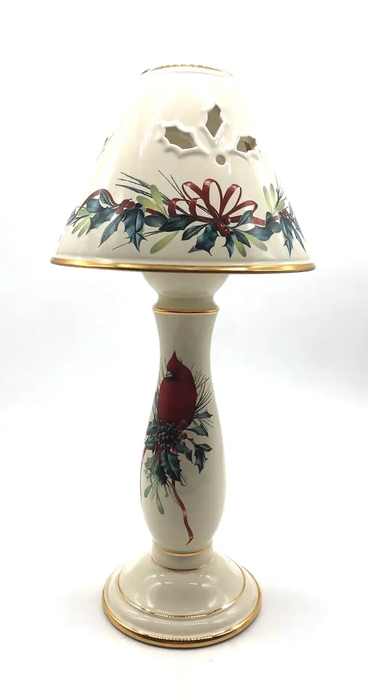 Gorgeous Lenox Winter Greetings Tall Votive Lamp Holidays Christmas Birds 