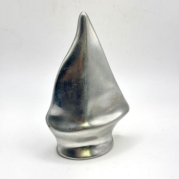 Hoselton Canada Pewter Sailboat #685 4.5”