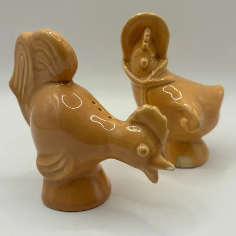 Vintage Rooster And Hen Salt And Pepper Shakers With Chippy Patina