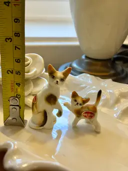 Vintage bone china Siamese mom & baby cat. Mom 2” tall & Baby 1.5”