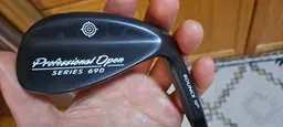 52* Black Wedge