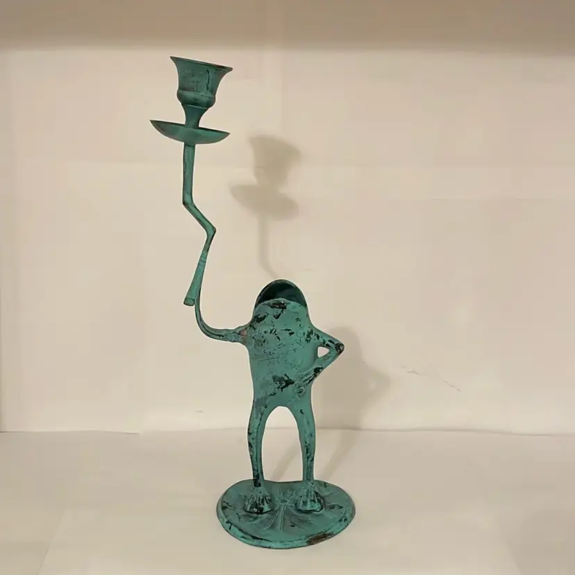 #555 Metal Frog On Lily Pad Taper Candle Holder