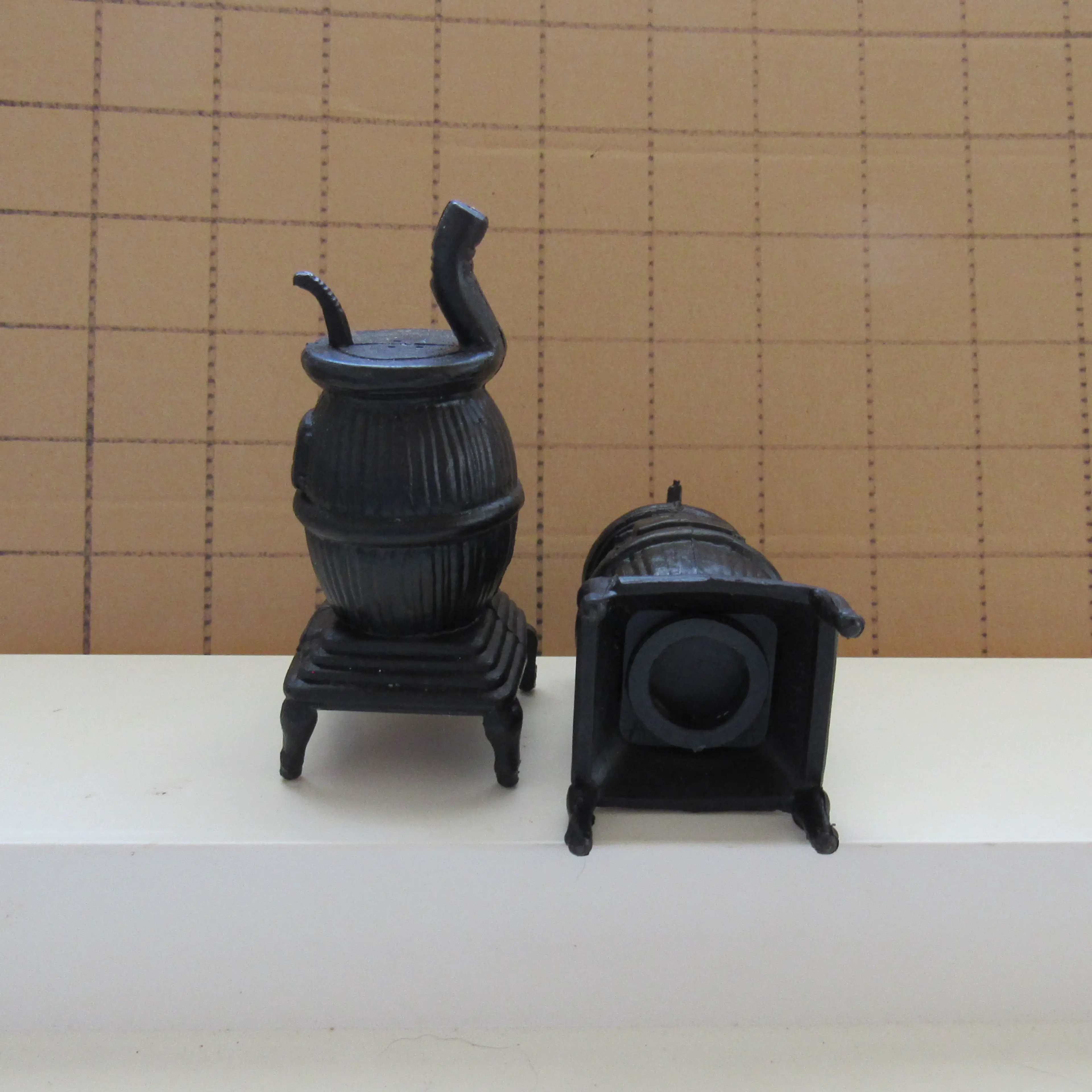 Image 2 of 2
