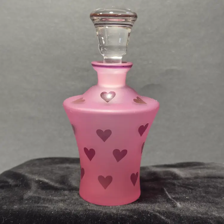 #1419 Art Glass, Pink Glass with Purple Hearts, Clear Glass Stopper Dauber, Perfume Bottle