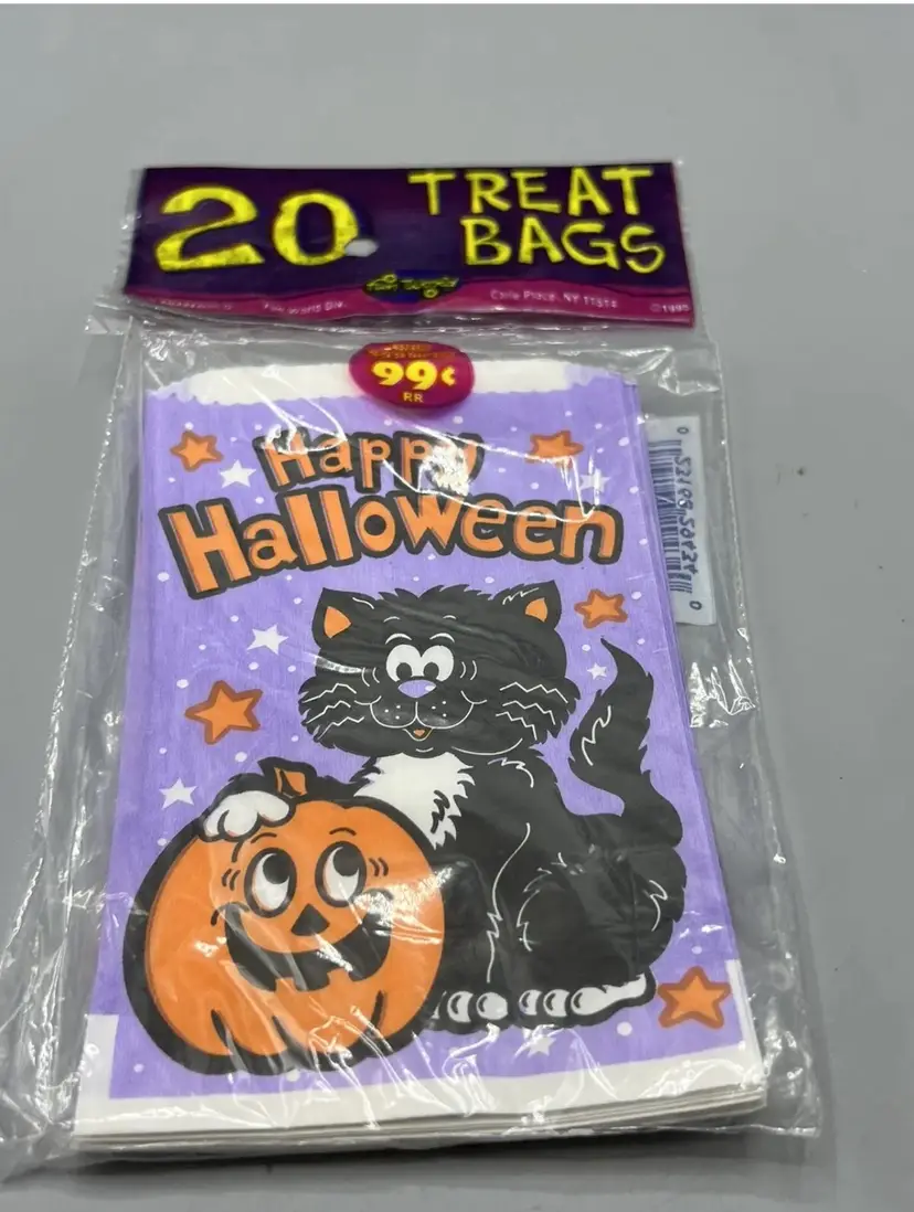 Vntg Halloween Trick or Treat Party Paper Bags 20 Pk Black Cat Fun World NOS ‘95