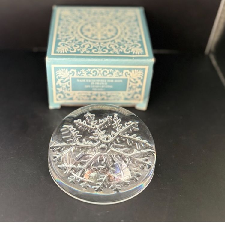 Vintage Avon Snowflake Lead Crystal Paperweight - Dome Shape