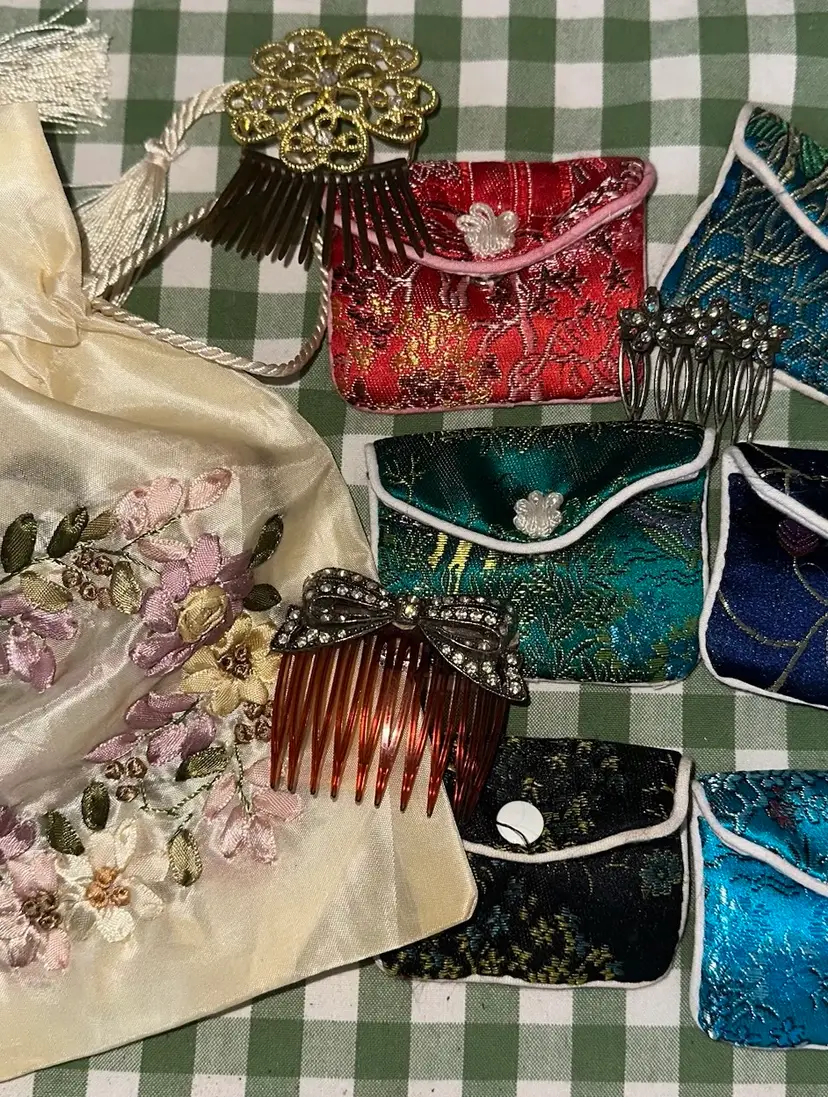 Livestream thumbnail