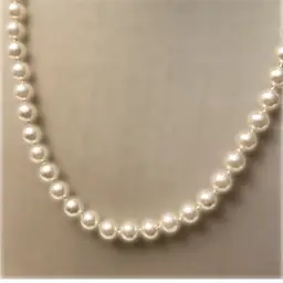 Vintage Quality Glass Faux Pearl Necklace 3/8” size