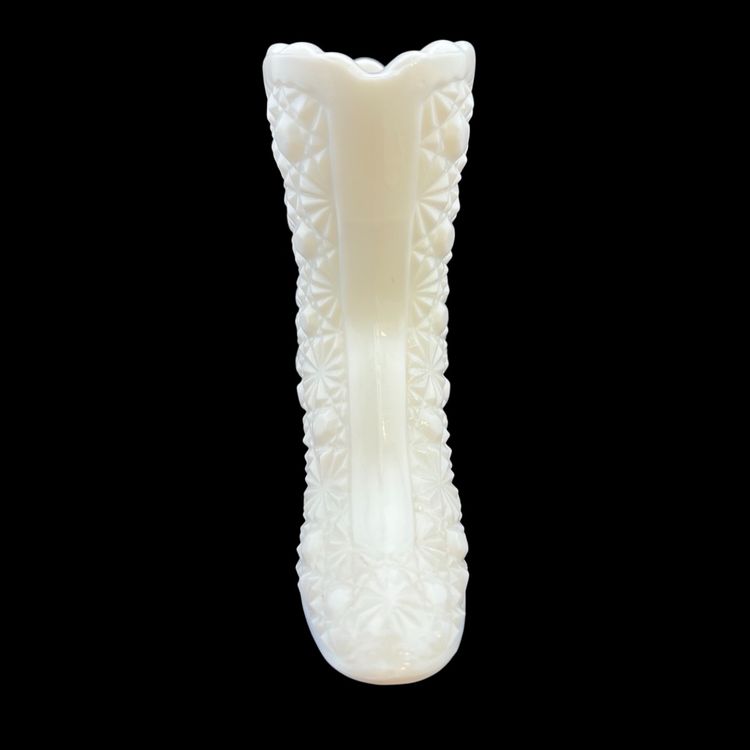 Vintage Fenton Daisy And Button Milk Glass Boot 4.25” FF
