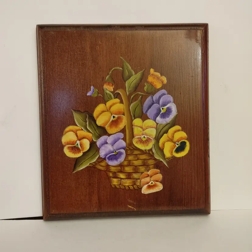 Vintage Wood Wall Hanging with Pansies. 7.5w x 8.5h. 1 scratch. See pics.
