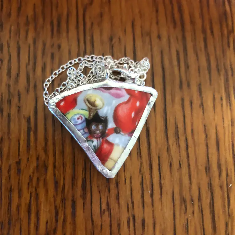 Oodelally Shop Broken Pottery Artisan Made Pendant Santa Collector Plate Handcrafted Necklace 1.25 in x 1 in