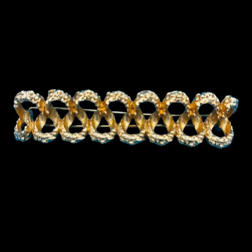 Vintage Gold Tone Hair Barrette – Textured Interlocking Loop Design